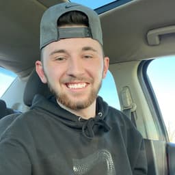 JT Reacts creator avatar