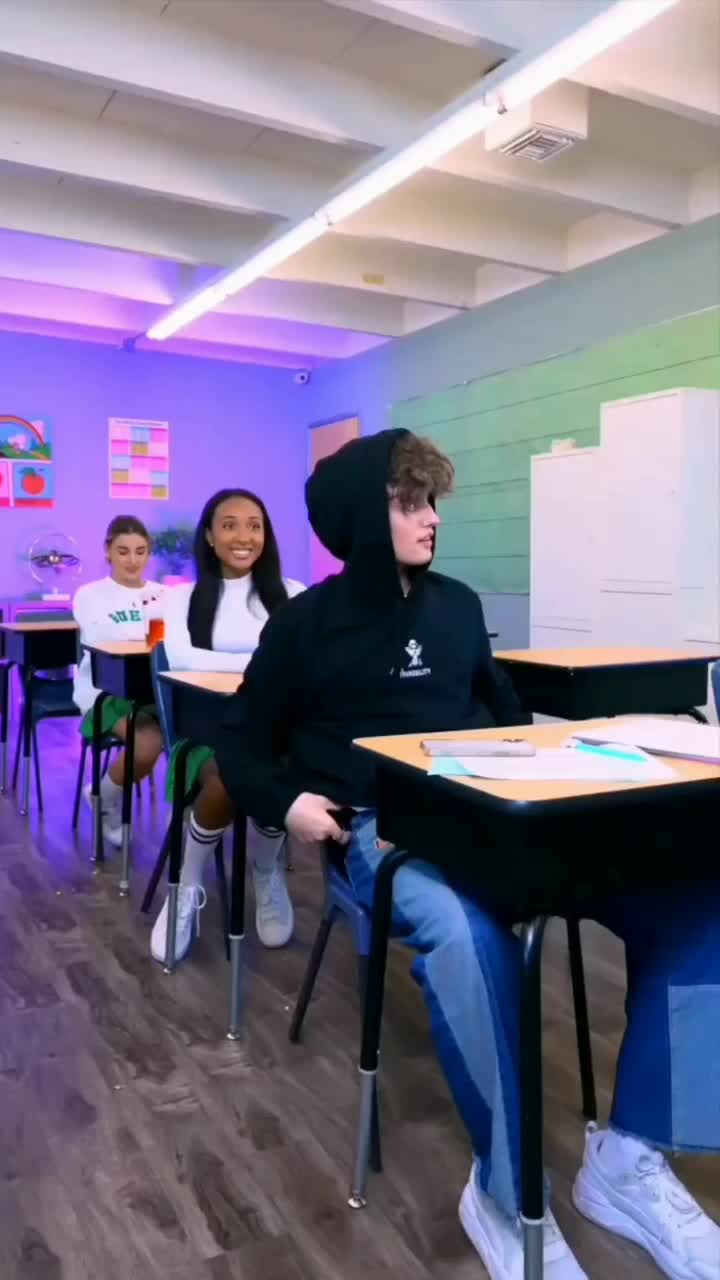 Miniatura del video: A Classroom Moment That Gets Harder to Watch